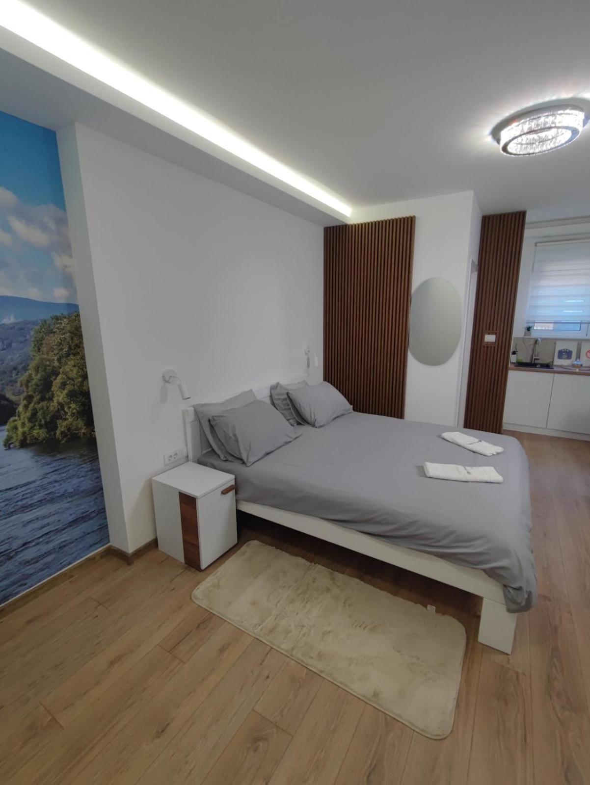 Apartmani Happy House Surčin エクステリア 写真