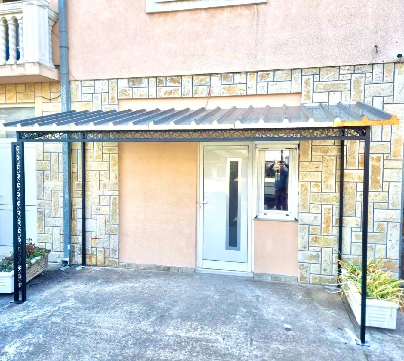Apartmani Happy House Surčin エクステリア 写真